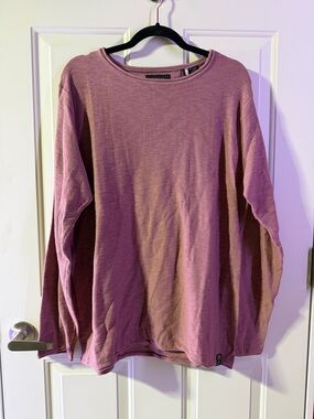 Men’s Long Sleeve Crewneck Top- Large